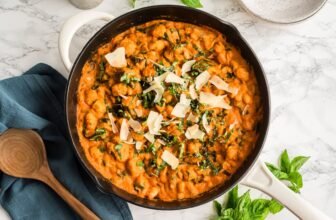 Gnocchi Marinara (10 Minute Meal)