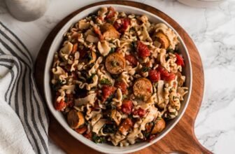 Easy Italian Chicken Sausage Pasta (15 Minute Weeknight Dinner)